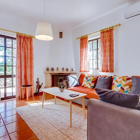 Feriehus Vivenda Pereiras Com 2 Quartos Em *
